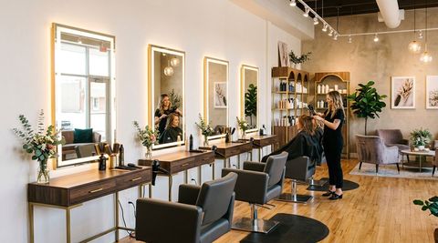 Ralph's, beauty salon in Sikeston, MO